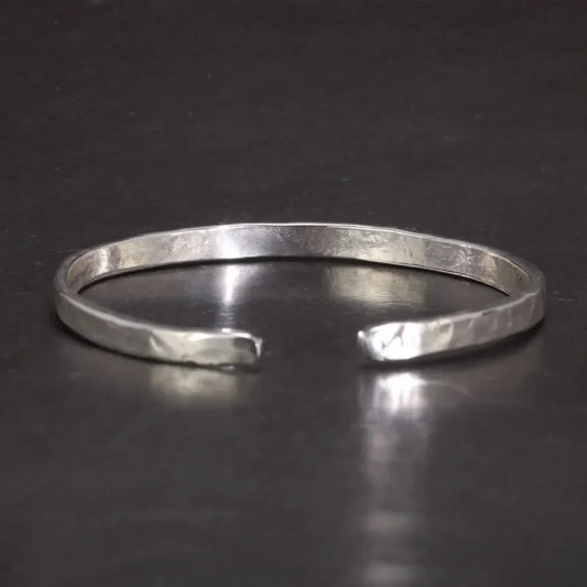 PULSERA MARTILLADA ARTESANAL - PLATA 925 (Ajustable)